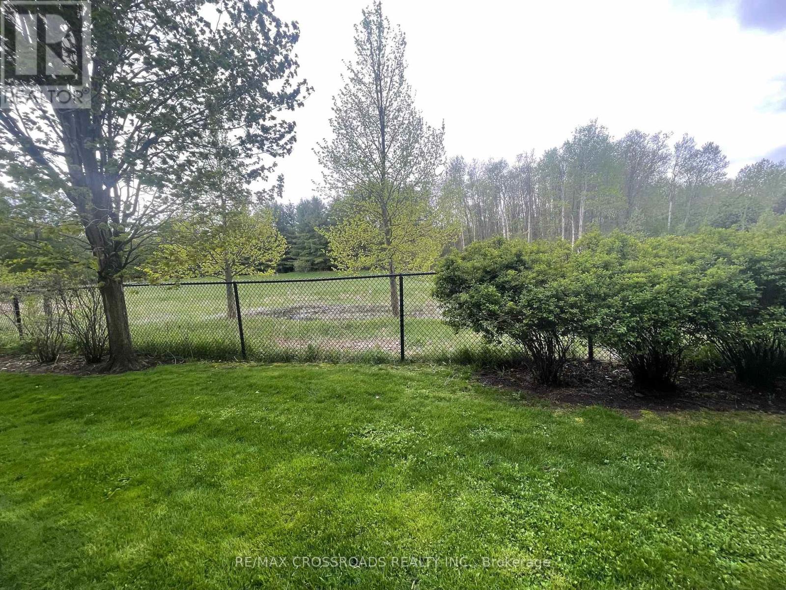 60 - 165 Terraview Crescent, Guelph, Ontario  N1G 5G7 - Photo 20 - X12361824