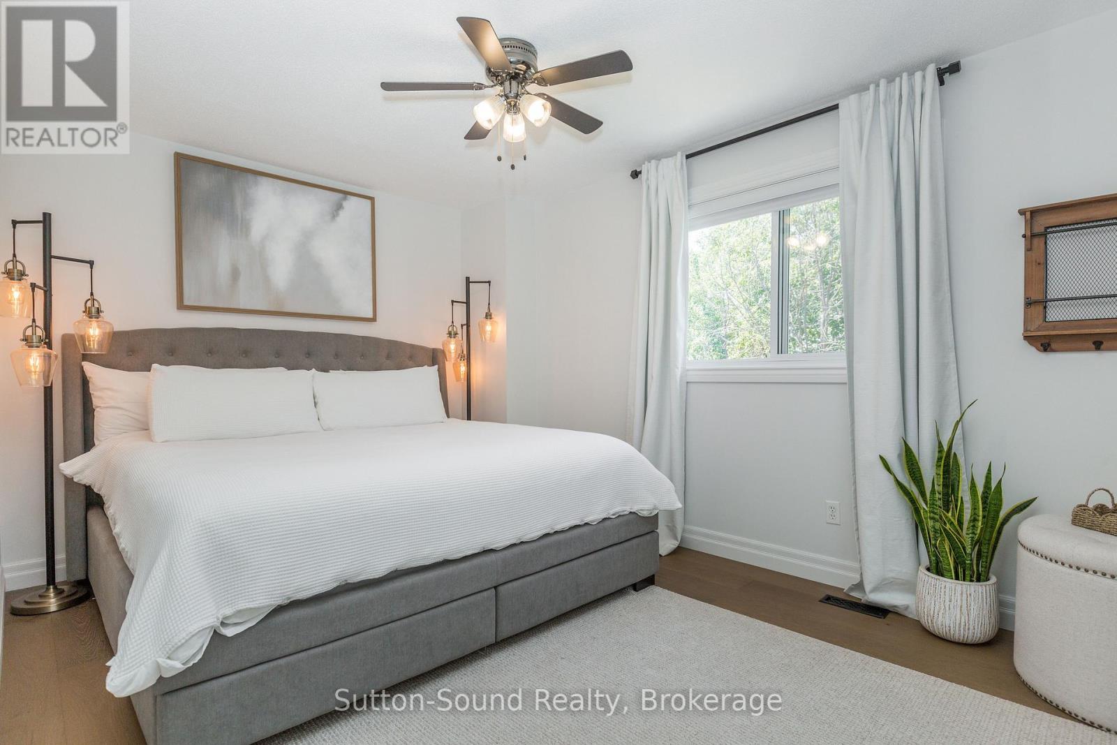 1926 Applewood Avenue, Innisfil, Ontario  L9S 1W3 - Photo 25 - N12361874