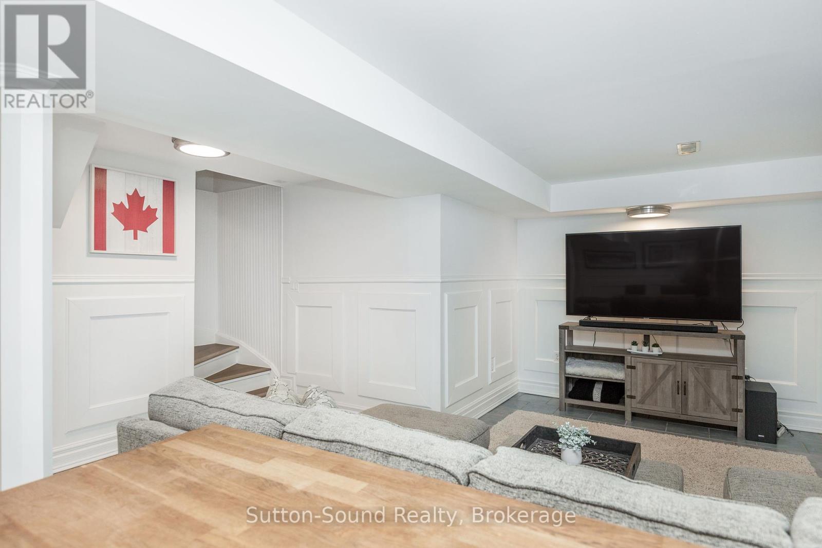 1926 Applewood Avenue, Innisfil, Ontario  L9S 1W3 - Photo 30 - N12361874