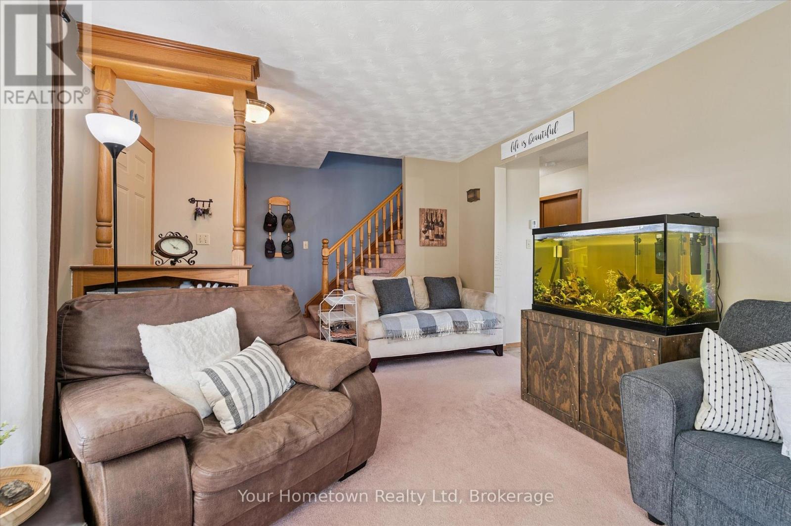 665 Raglan Street, Minto, Ontario  N0G 2P0 - Photo 10 - X12361845
