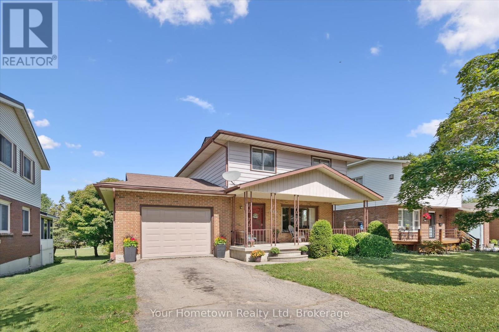 665 Raglan Street, Minto, Ontario  N0G 2P0 - Photo 2 - X12361845