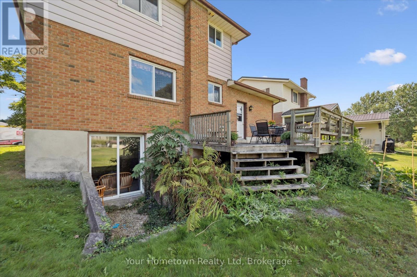 665 Raglan Street, Minto, Ontario  N0G 2P0 - Photo 35 - X12361845