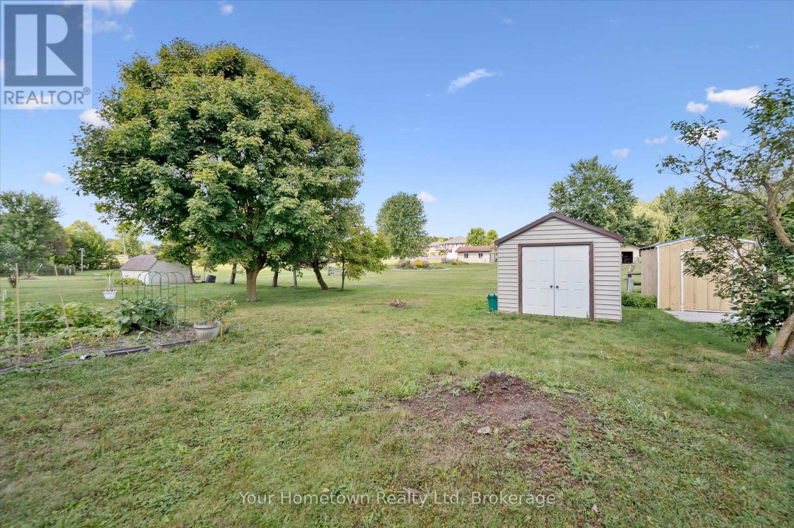 665 Raglan Street, Minto, Ontario  N0G 2P0 - Photo 41 - X12361845