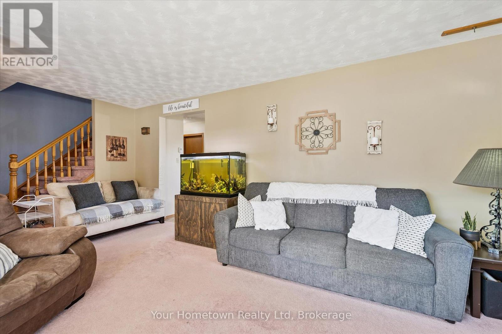 665 Raglan Street, Minto, Ontario  N0G 2P0 - Photo 8 - X12361845