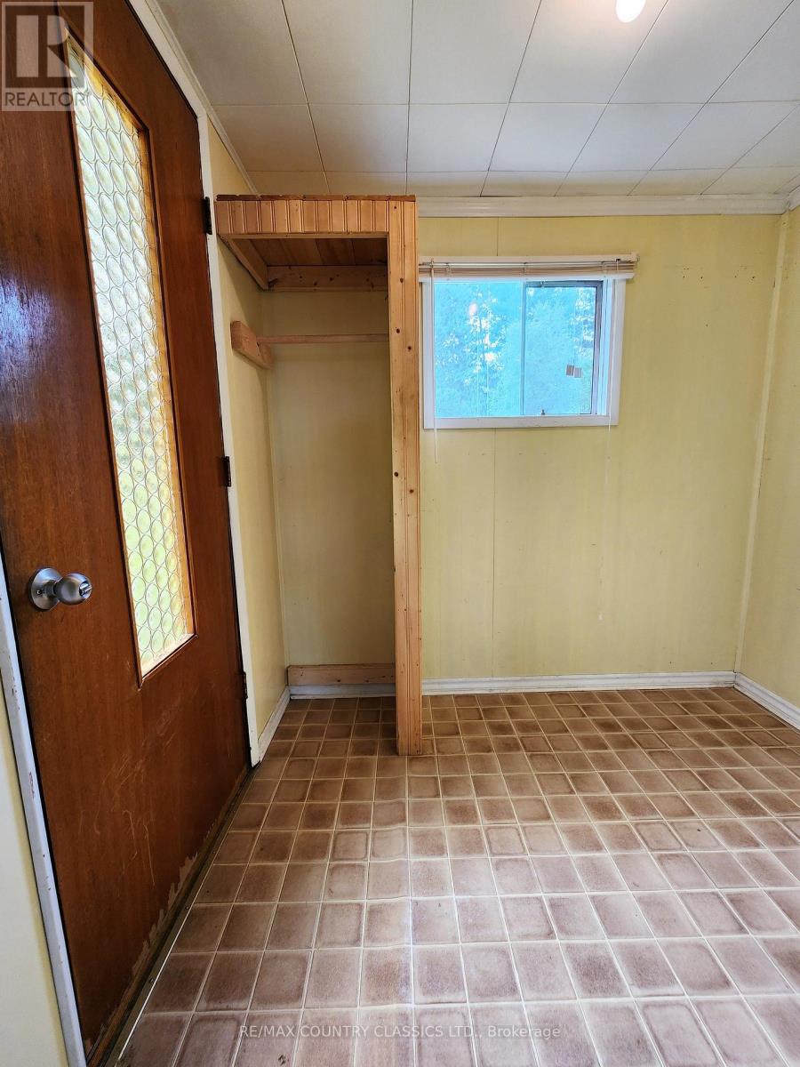 94 Paradise Road, South Algonquin, Ontario  K0J 2M0 - Photo 12 - X12361873