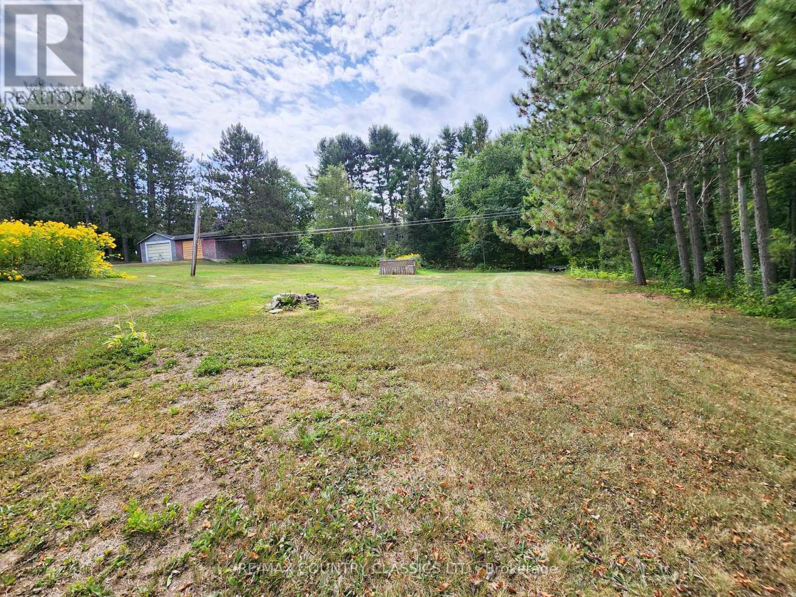 94 Paradise Road, South Algonquin, Ontario  K0J 2M0 - Photo 8 - X12361873