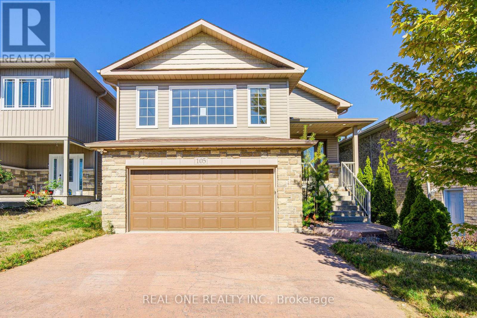 105 MILROY DRIVE, Peterborough North, Ontario