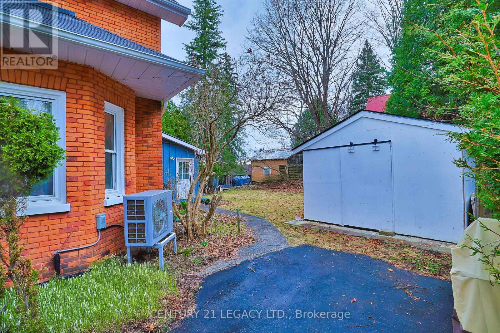 23 Lansdowne Street W, Huntsville, Ontario  P1H 1W1 - Photo 15 - X12361685