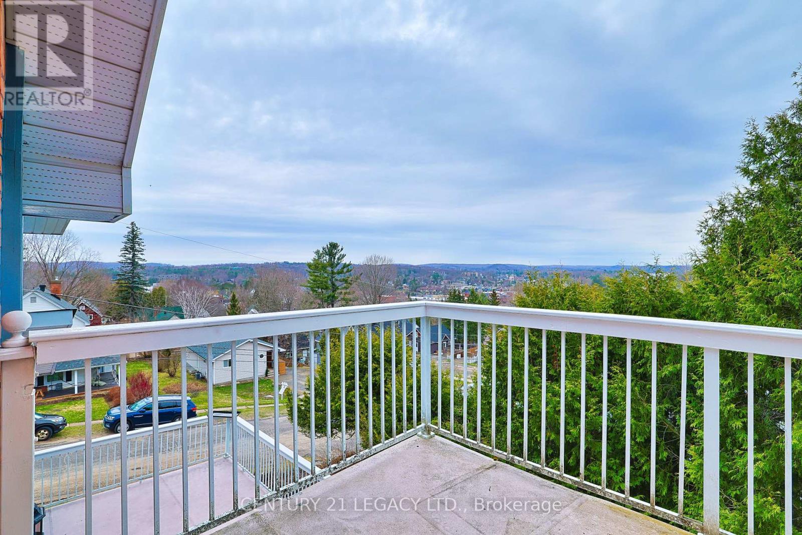 23 Lansdowne Street W, Huntsville, Ontario  P1H 1W1 - Photo 17 - X12361685