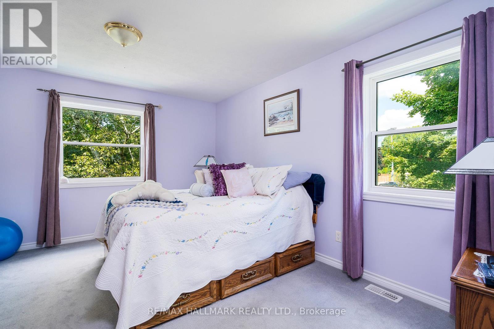 356 Green Street, Saugeen Shores, Ontario  N0H 2C0 - Photo 18 - X12361836