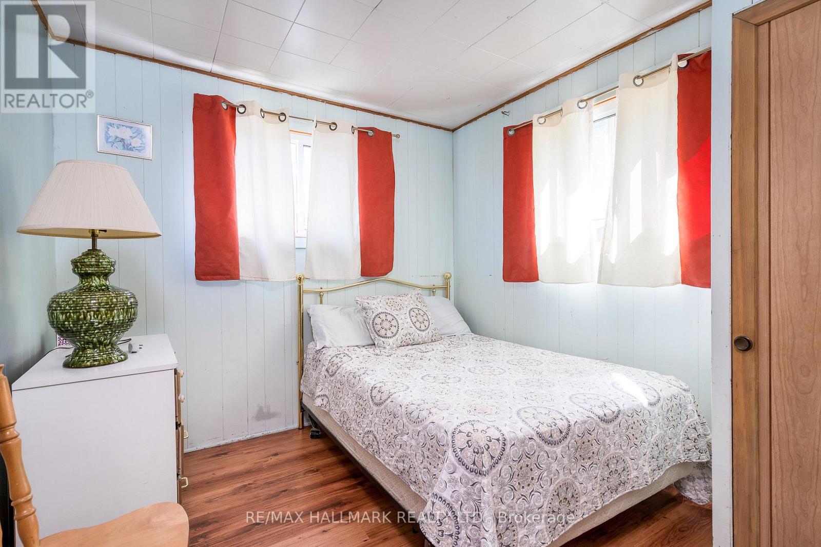 356 Green Street, Saugeen Shores, Ontario  N0H 2C0 - Photo 34 - X12361836