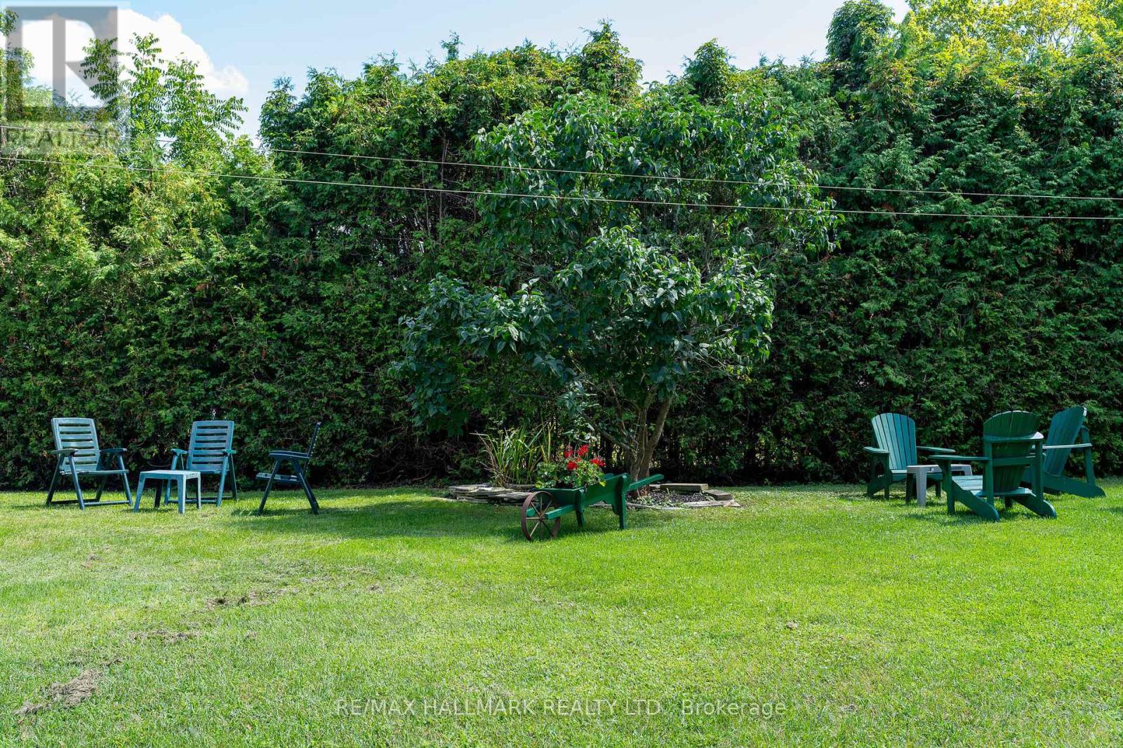 356 Green Street, Saugeen Shores, Ontario  N0H 2C0 - Photo 11 - X12361836