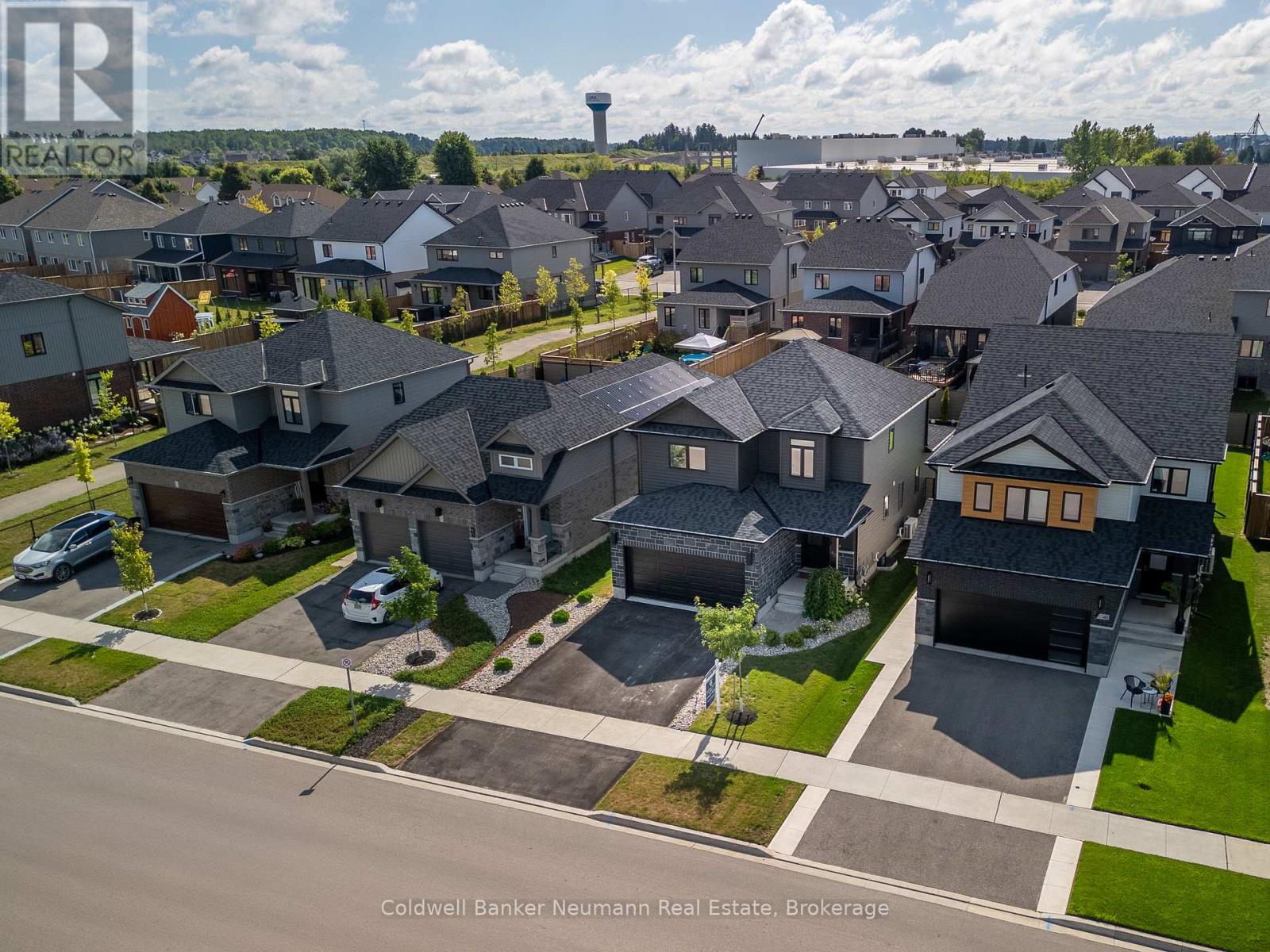 43 York Street E, Centre Wellington, Ontario  N0B 1S0 - Photo 47 - X12361891