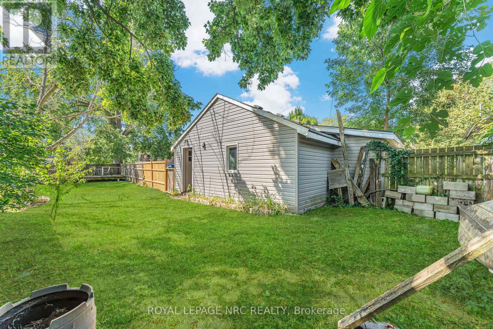 3902 Rebstock Road, Fort Erie, Ontario  L0S 1B0 - Photo 25 - X12361841