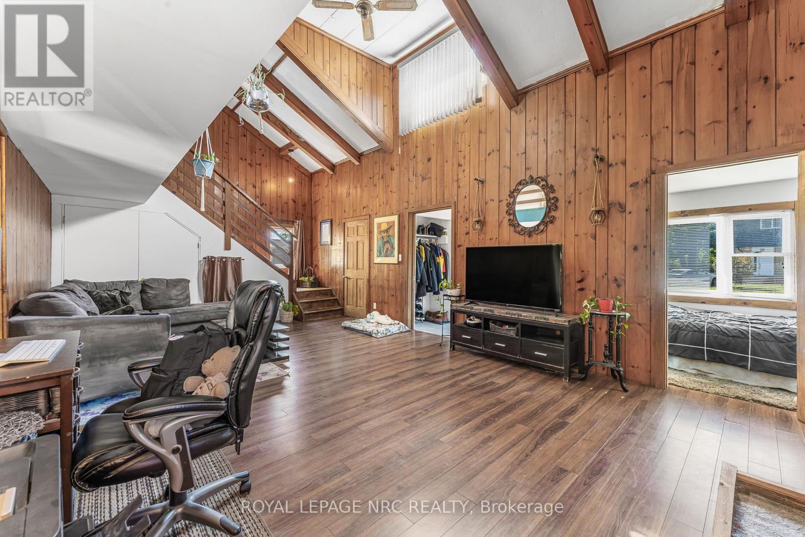 3902 Rebstock Road, Fort Erie, Ontario  L0S 1B0 - Photo 6 - X12361841