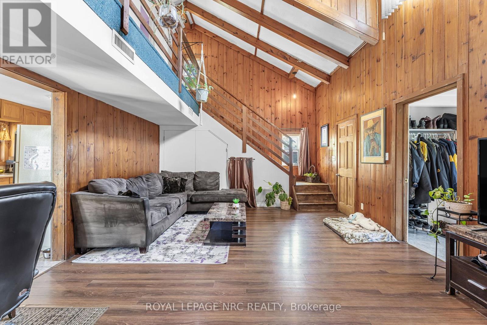 3902 Rebstock Road, Fort Erie, Ontario  L0S 1B0 - Photo 7 - X12361841