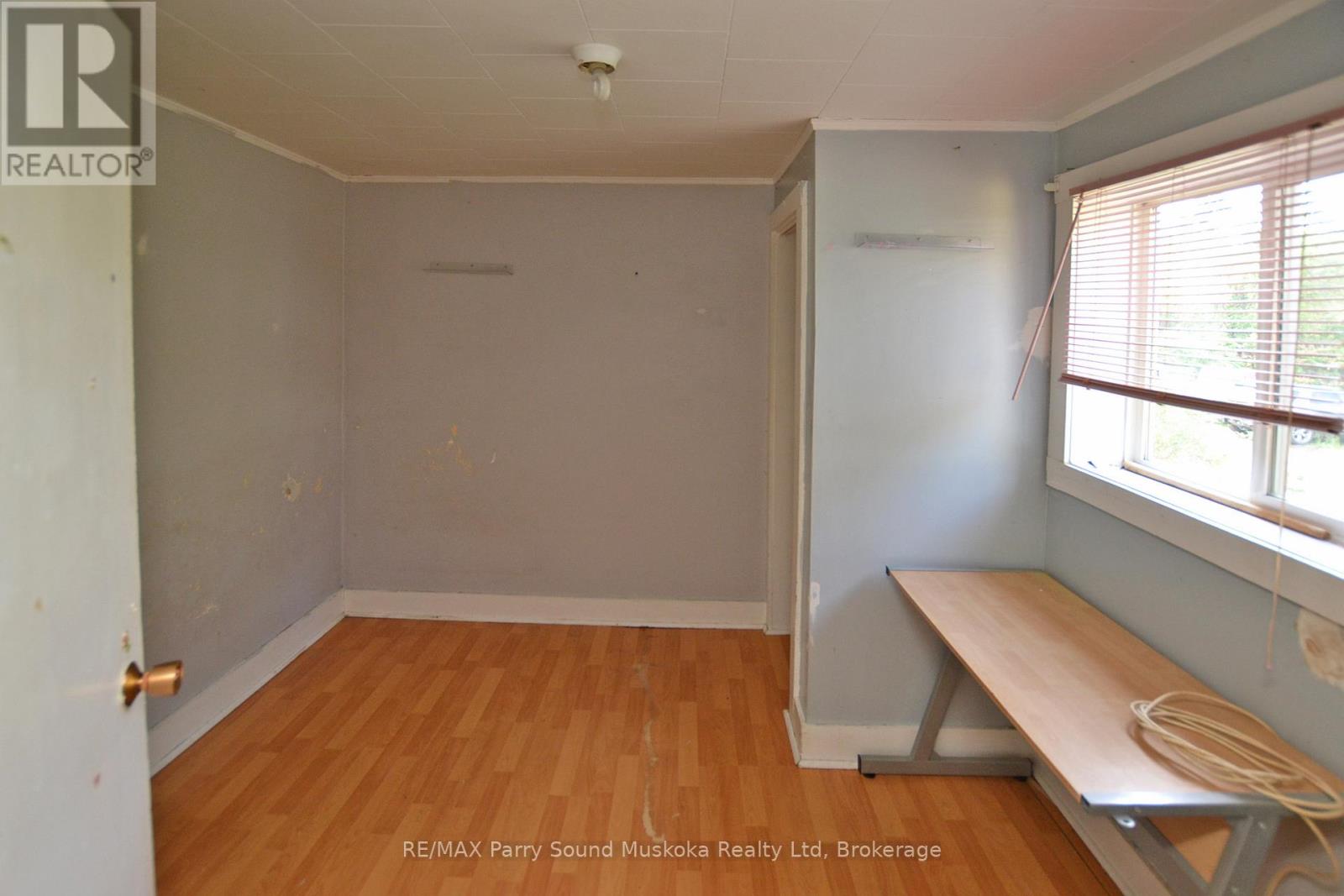 37 Parry Sound Road, Parry Sound, Ontario  P2A 2M5 - Photo 14 - X12358553