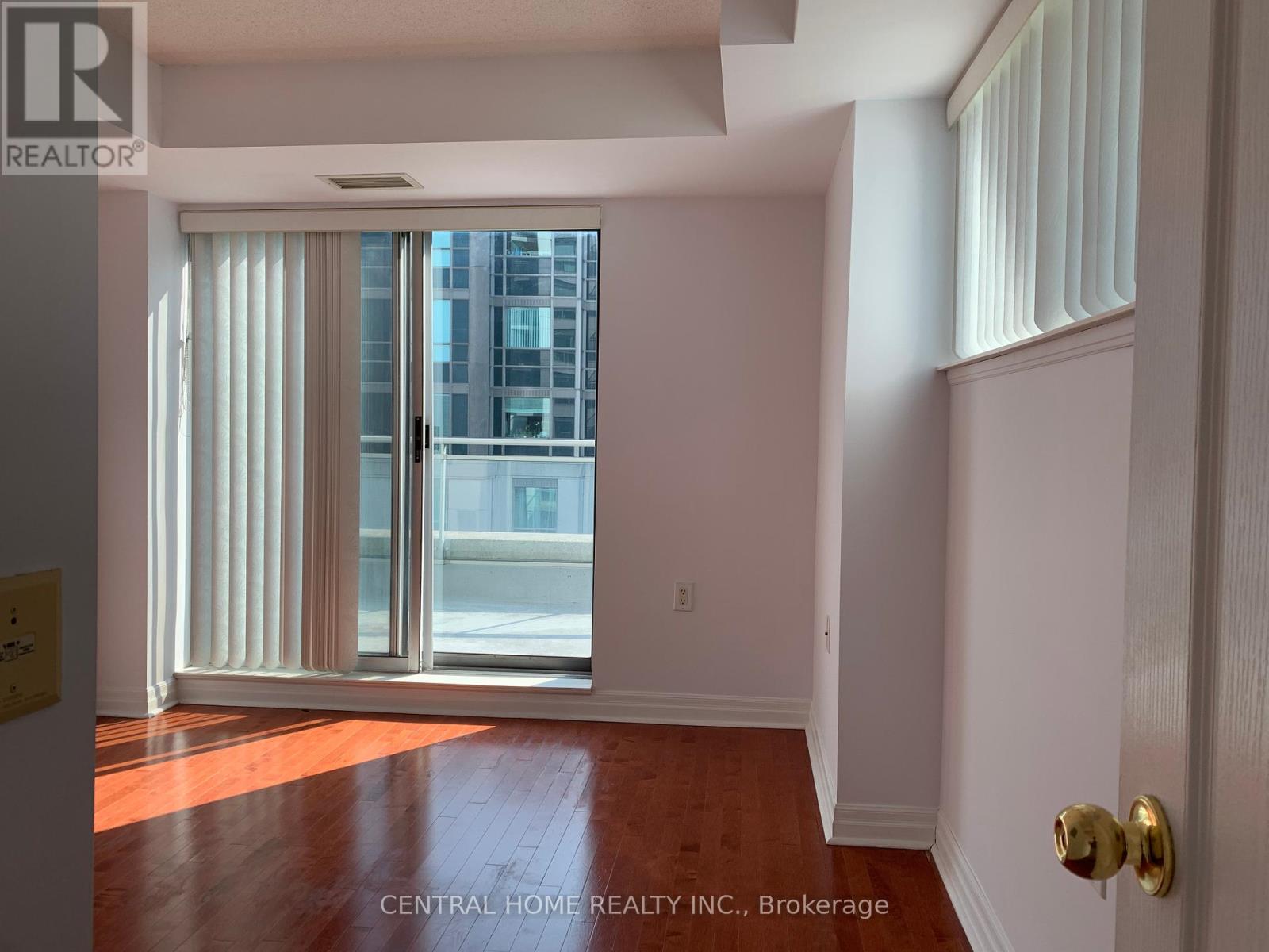 2203 - 21 Hillcrest Avenue, Toronto, Ontario  M2N 3T5 - Photo 9 - C12361863
