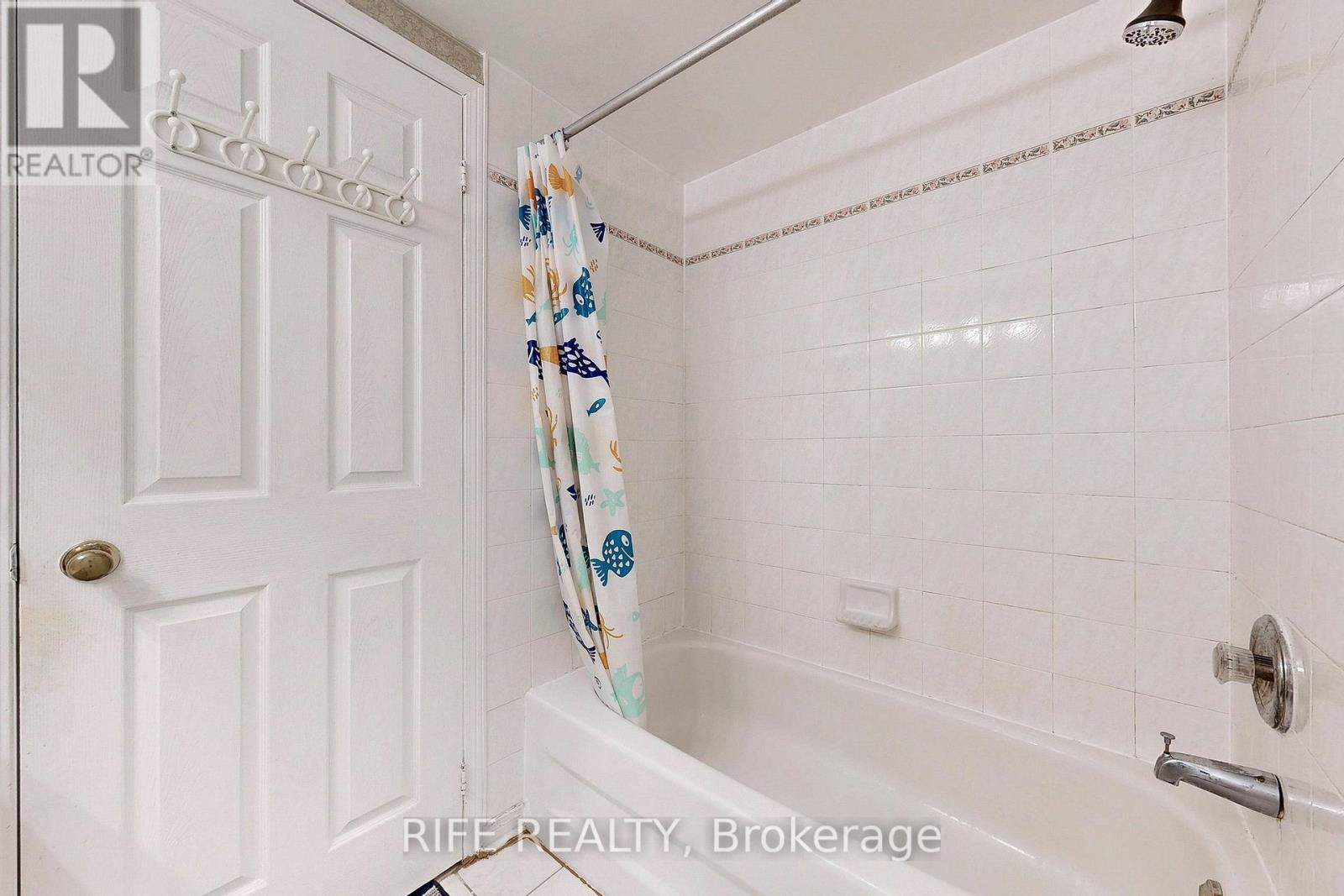 703 - 28 Rosebank Drive, Toronto (Malvern), Ontario  M1B 5Z1 - Photo 23 - E12361854