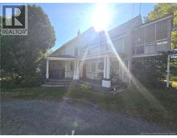 2424 Commerciale Street, Saint-François-de-Madawaska, New Brunswick