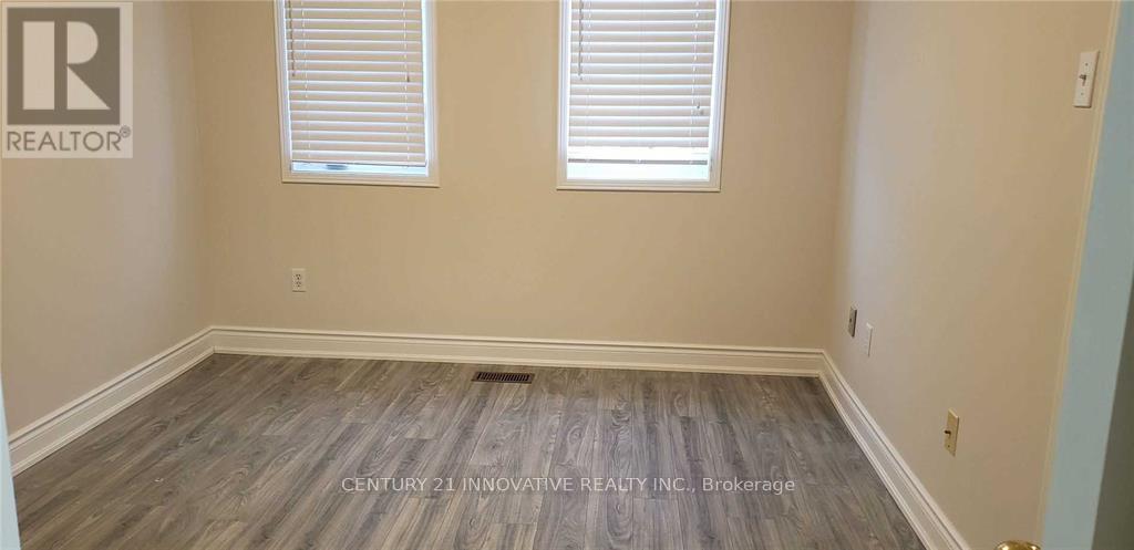 Upper - 32 Yellowood Circle, Vaughan, Ontario  L4J 8M1 - Photo 16 - N12361847