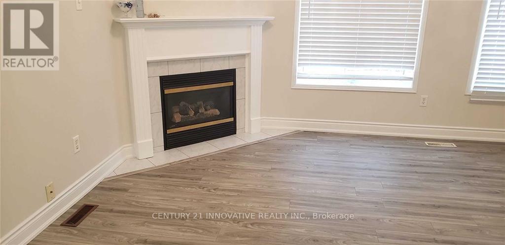 Upper - 32 Yellowood Circle, Vaughan, Ontario  L4J 8M1 - Photo 3 - N12361847