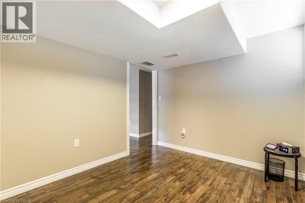151 B Hardcastle Drive, Cambridge, Ontario  N1S 0A6 - Photo 9 - 40762409