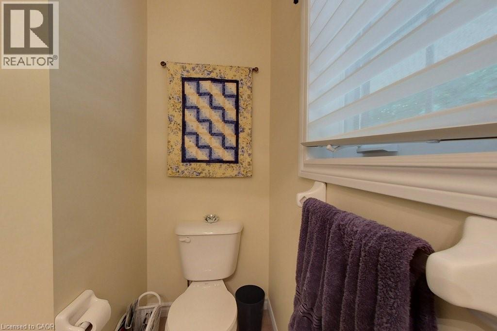 25 South Parkwood Boulevard, Elmira, Ontario  N3B 3L1 - Photo 24 - 40751594