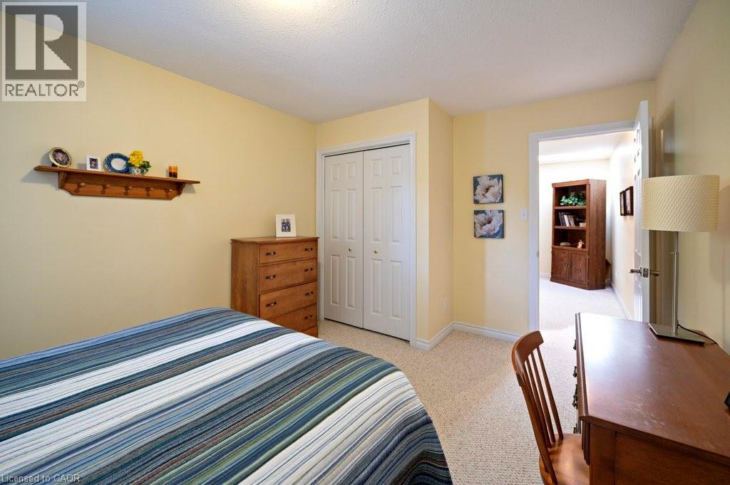 25 South Parkwood Boulevard, Elmira, Ontario  N3B 3L1 - Photo 30 - 40751594