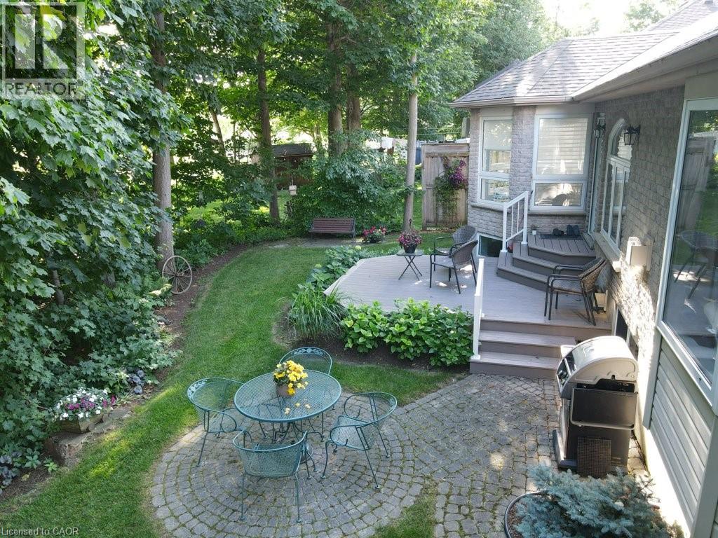 25 South Parkwood Boulevard, Elmira, Ontario  N3B 3L1 - Photo 5 - 40751594