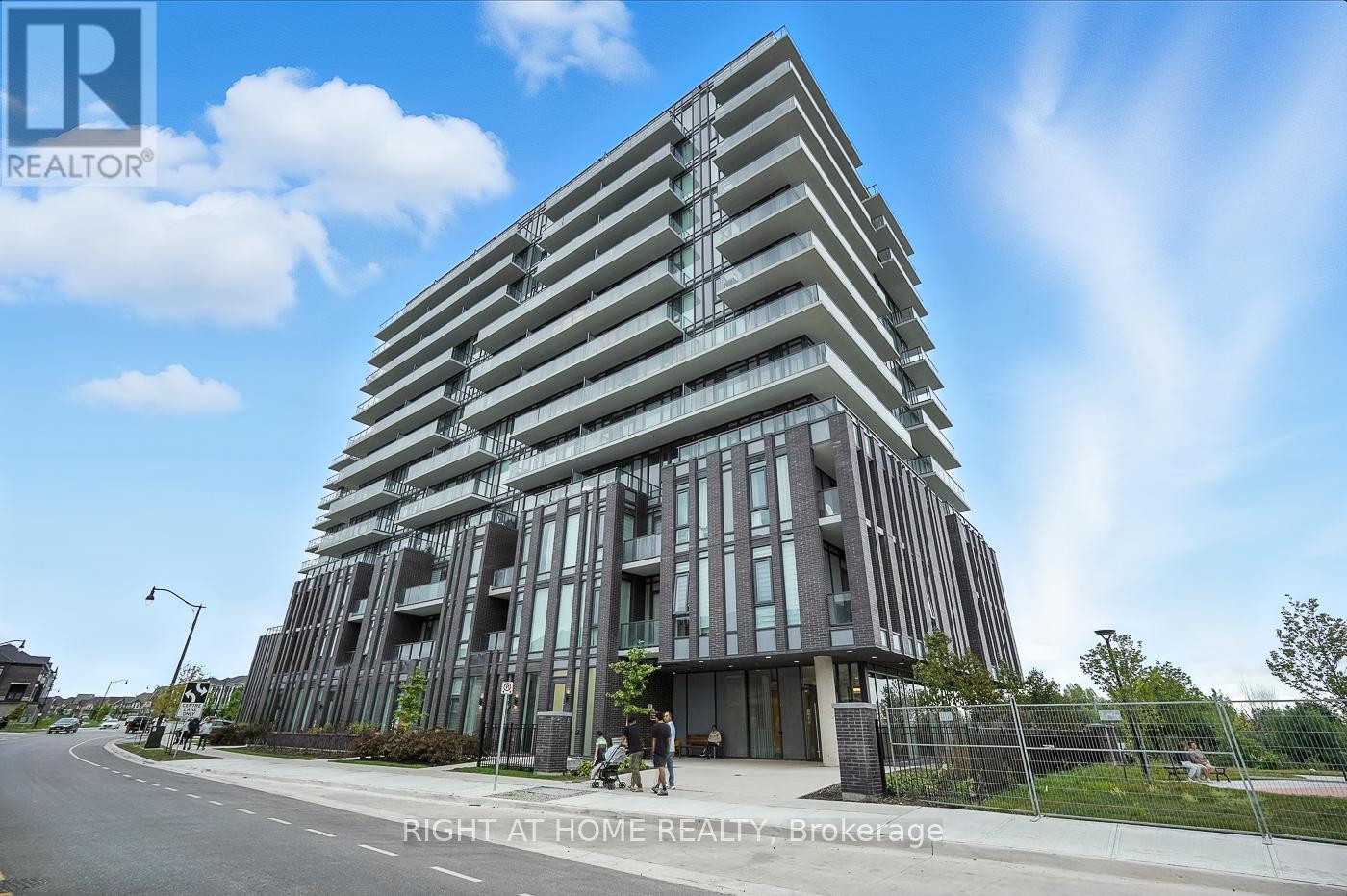 803 - 215 Veterans Drive S, Brampton, Ontario  L7A 4S6 - Photo 2 - W12361840