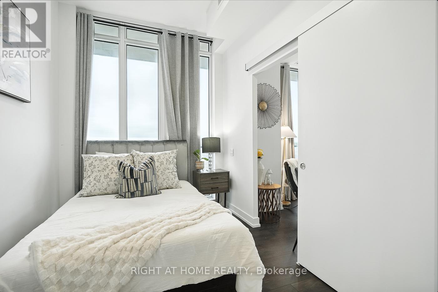 803 - 215 Veterans Drive S, Brampton, Ontario  L7A 4S6 - Photo 21 - W12361840