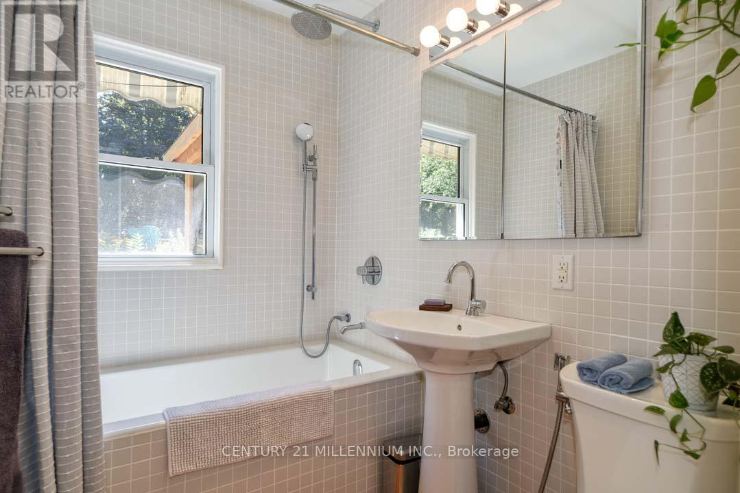 707 Charleston Side Road, Caledon, Ontario  L7K 0S1 - Photo 34 - W12361855