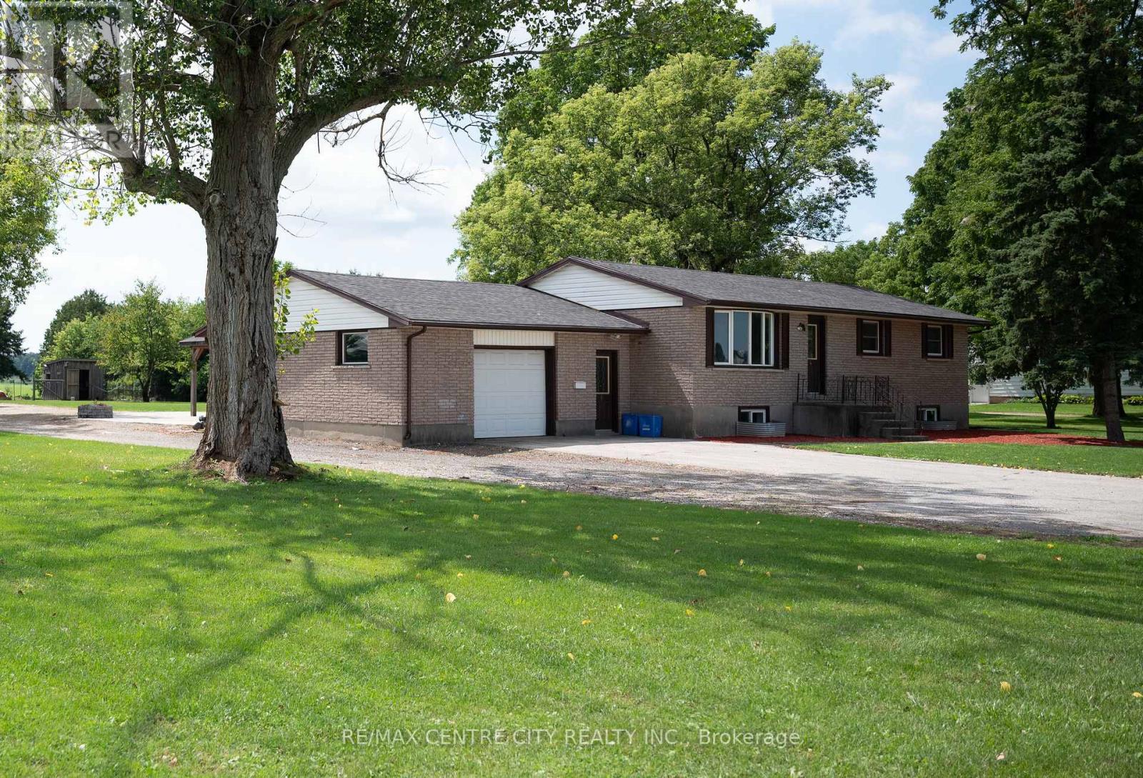 50323 Talbot Line E, Malahide, Ontario  N5H 2R1 - Photo 1 - X12361923