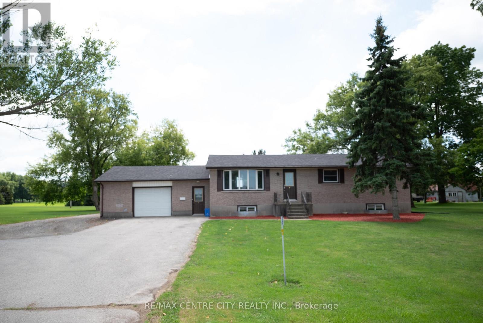 50323 Talbot Line E, Malahide, Ontario  N5H 2R1 - Photo 2 - X12361923