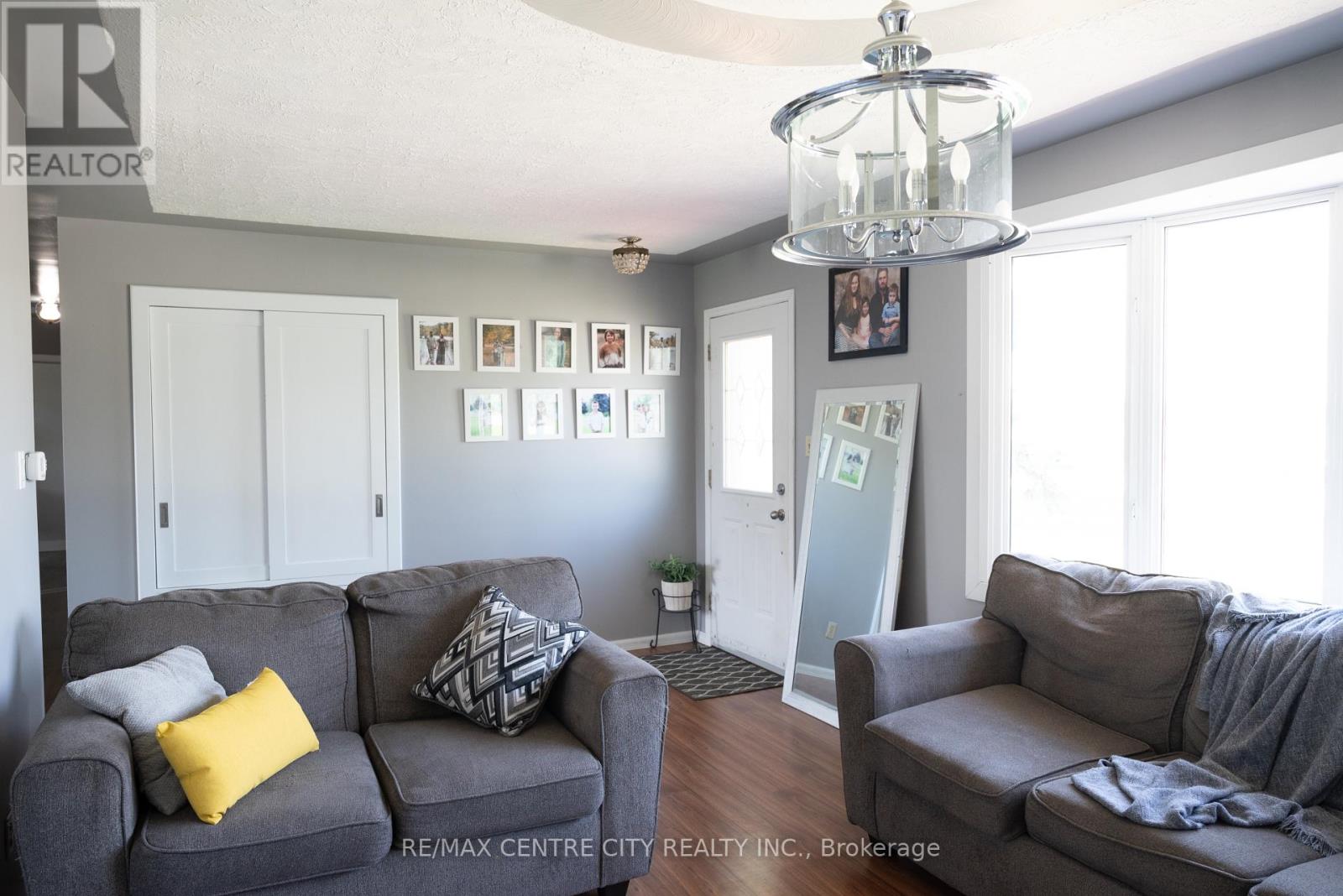 50323 Talbot Line E, Malahide, Ontario  N5H 2R1 - Photo 25 - X12361923