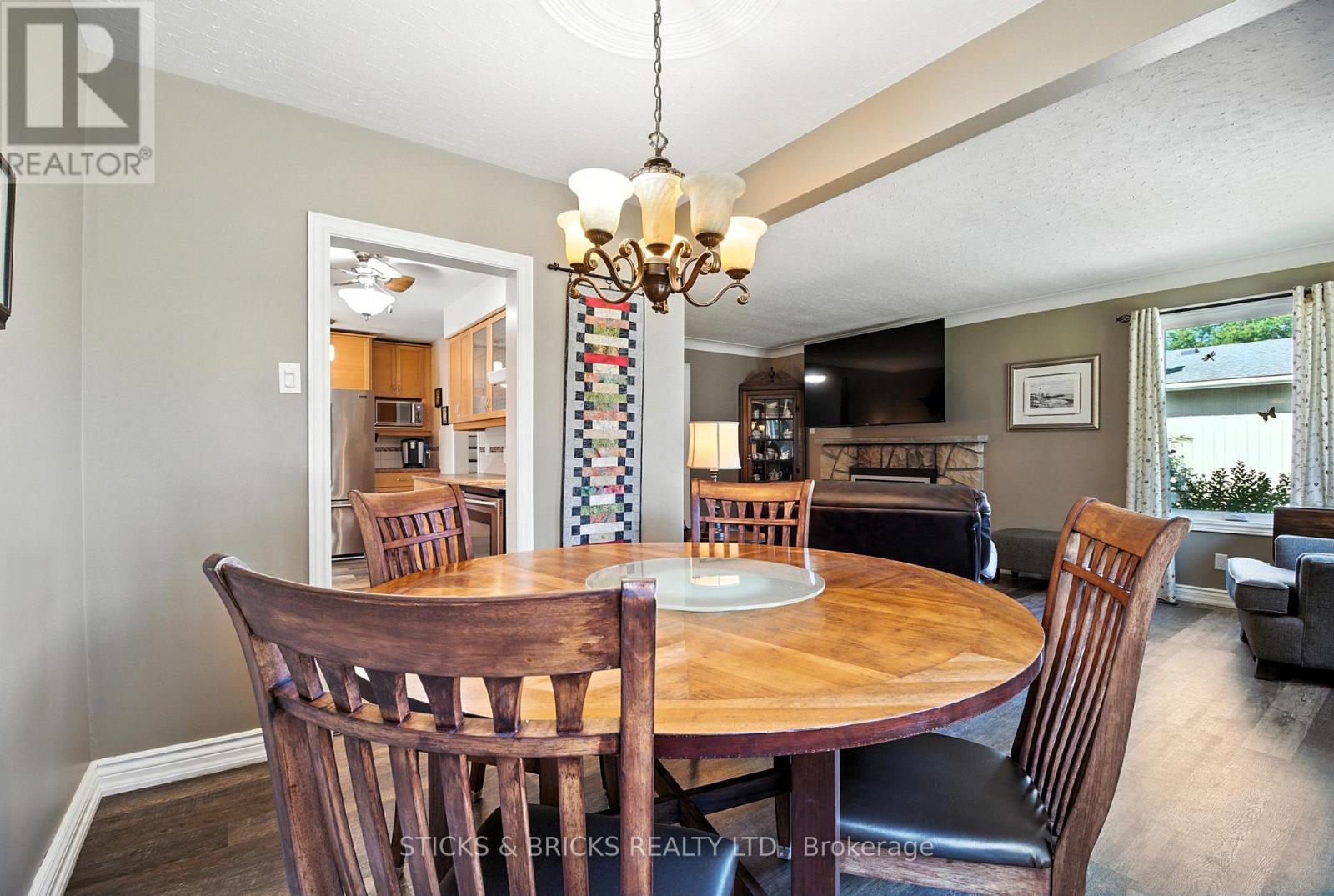 6750 Cherrygrove Road, Niagara Falls, Ontario  L2E 5M6 - Photo 13 - X12361909