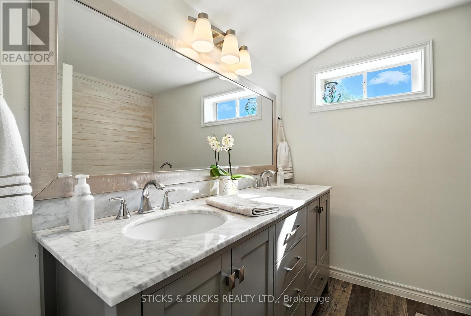 6750 Cherrygrove Road, Niagara Falls, Ontario  L2E 5M6 - Photo 27 - X12361909
