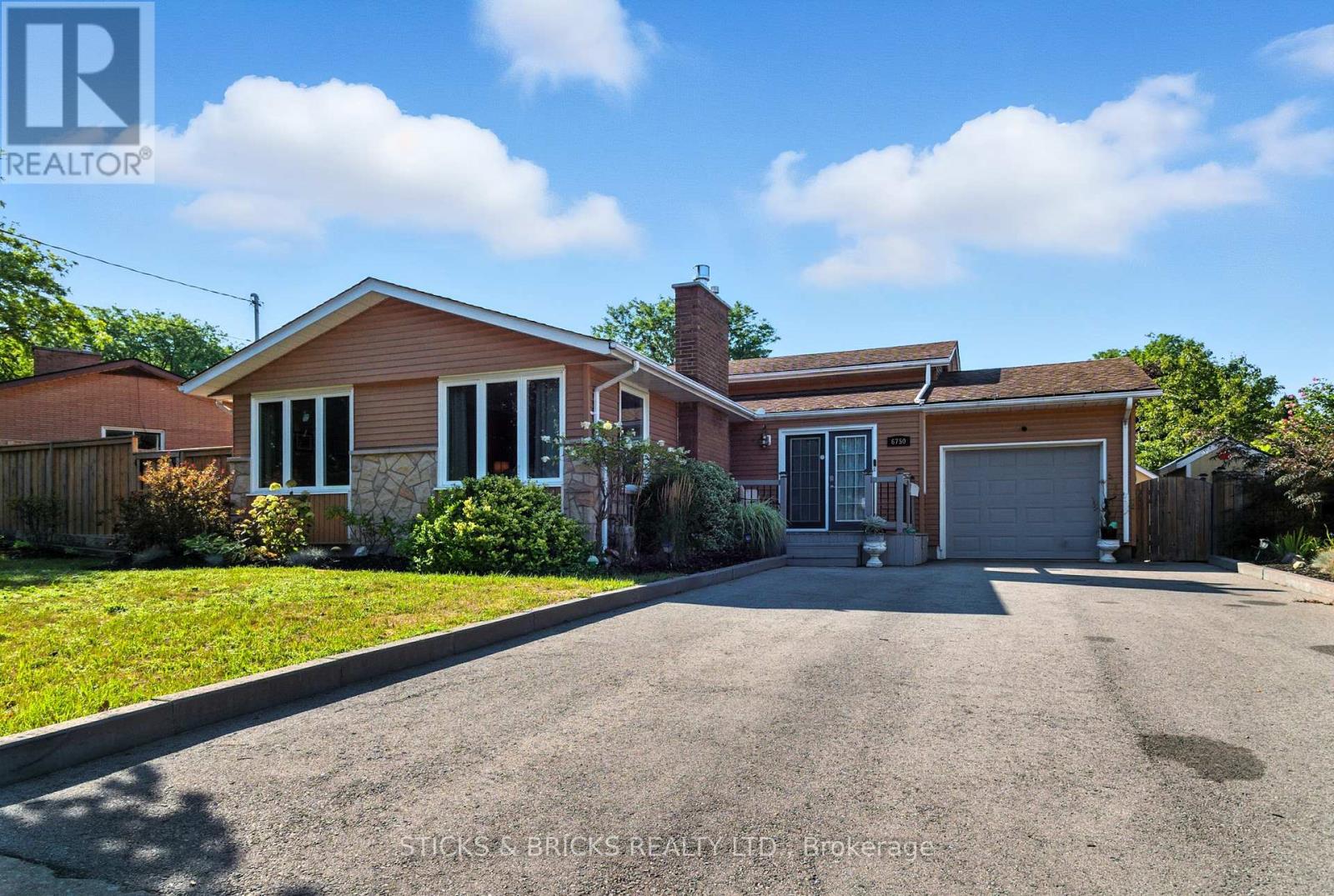 6750 Cherrygrove Road, Niagara Falls, Ontario  L2E 5M6 - Photo 3 - X12361909