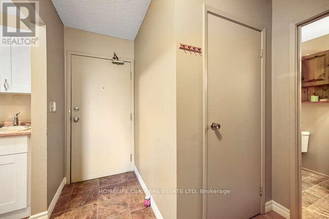 16 - 825 Macodrum Drive, Brockville, Ontario  K6V 6P6 - Photo 4 - X12361921