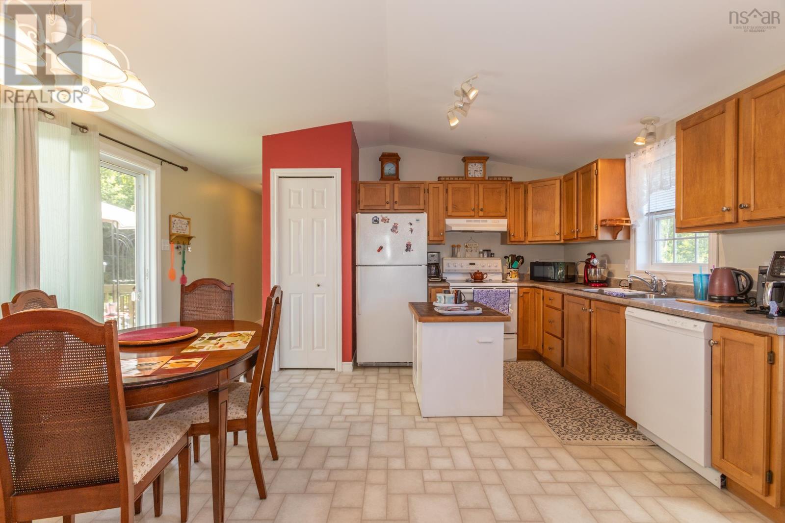 2478 Highway 1, Upper Clements, Nova Scotia  B0S 1A0 - Photo 11 - 202521039