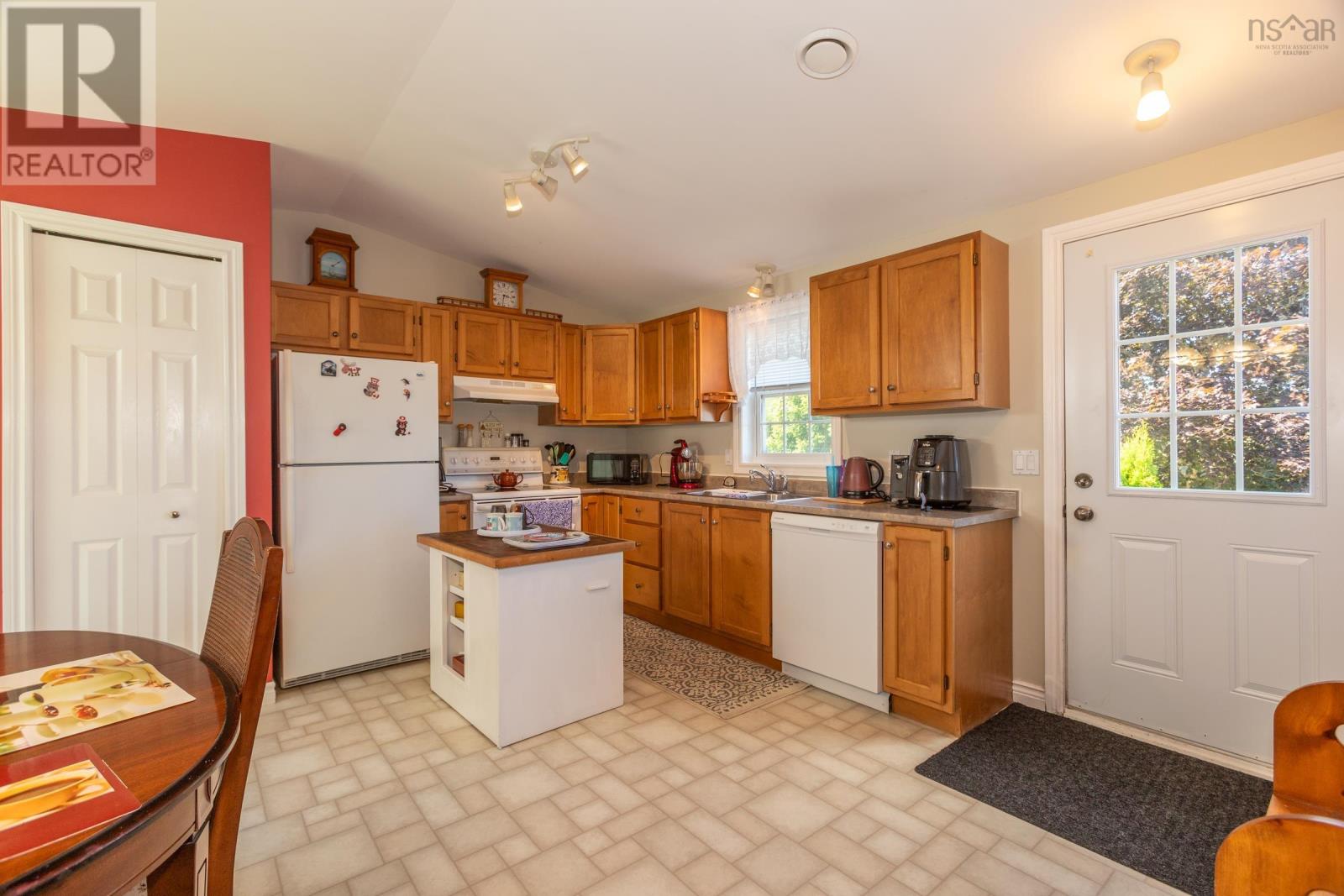 2478 Highway 1, Upper Clements, Nova Scotia  B0S 1A0 - Photo 10 - 202521039