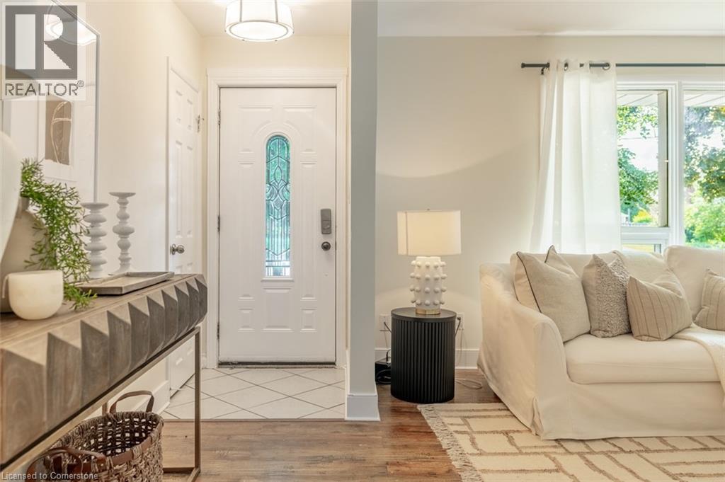 Property at 182 METCALFE Street image 4