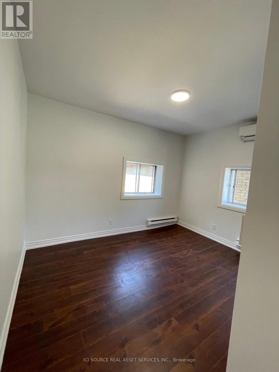 4 - 754 Queen Street E, Toronto, Ontario  M4M 1H4 - Photo 19 - E12361904