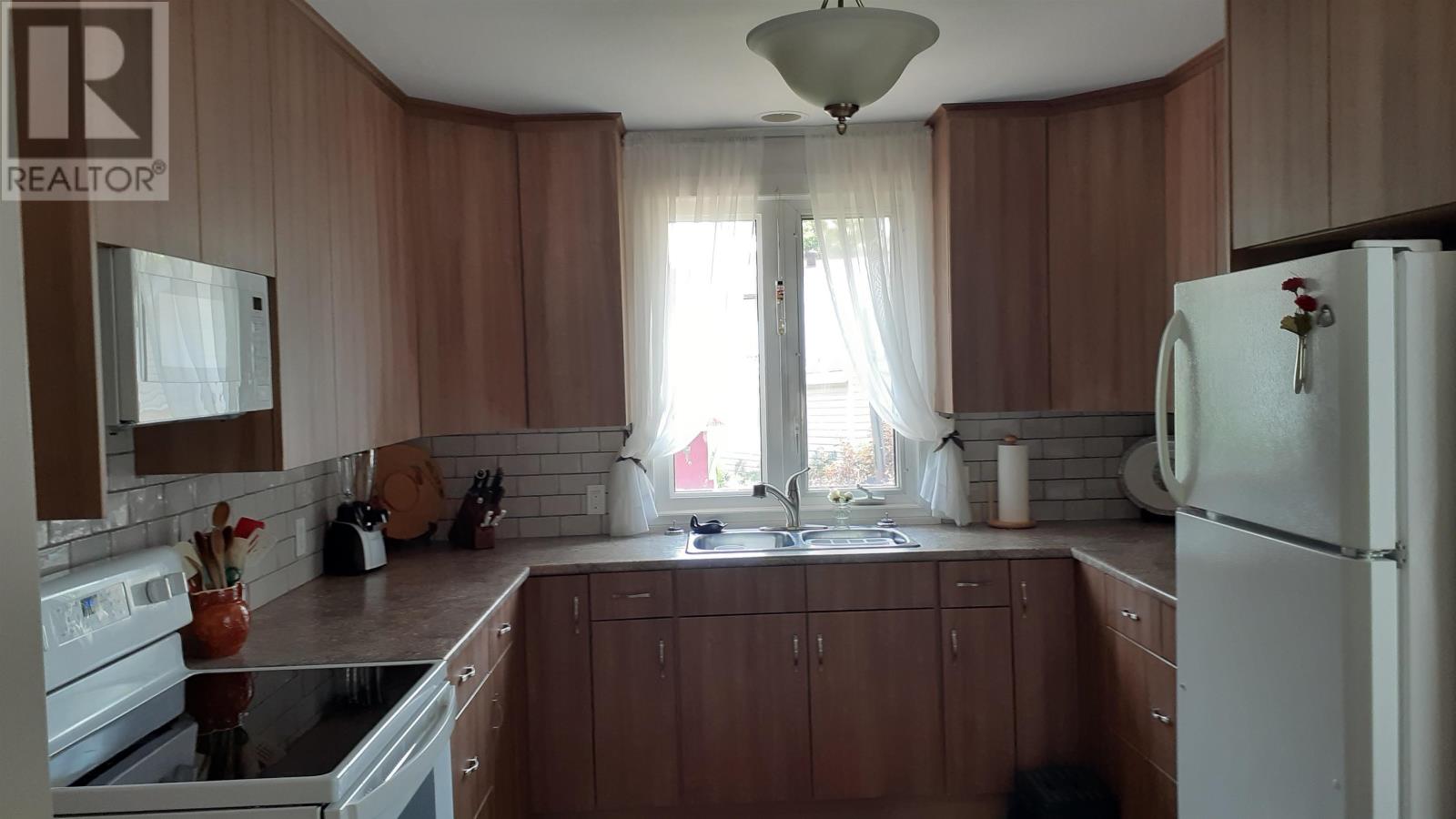 13 Spruce Rd, Atikokan, Ontario  P0T 1C0 - Photo 8 - TB252419