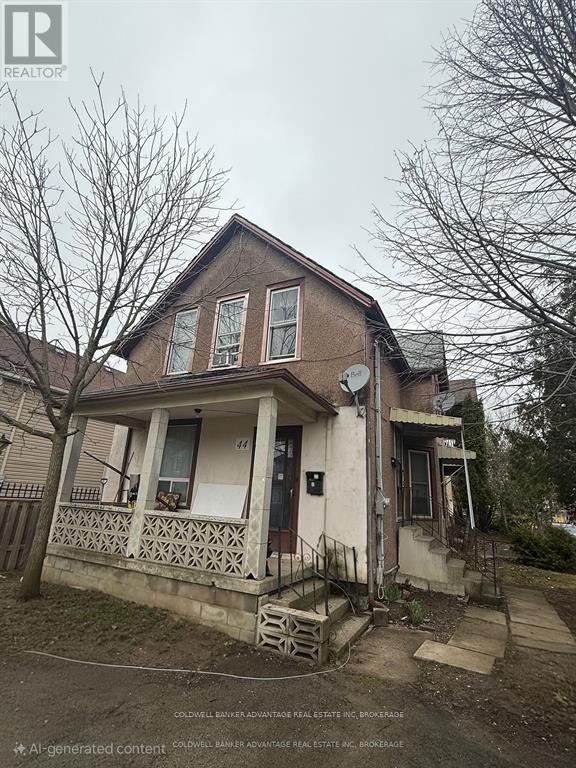 44 Albert Street, Welland, Ontario  L3B 4L2 - Photo 1 - X12361927