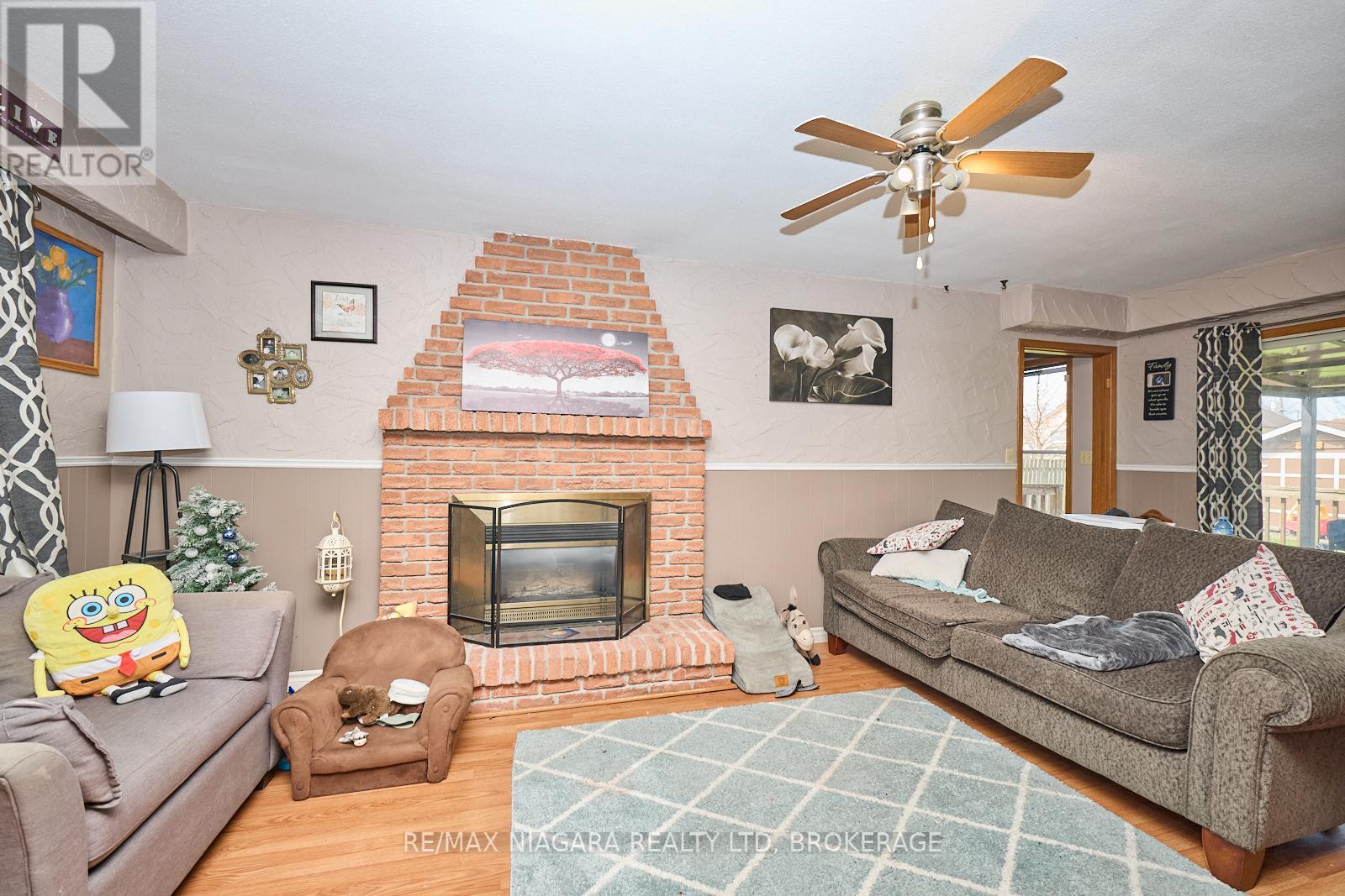 953 Grandview Road, Fort Erie, Ontario  L2A 5R4 - Photo 11 - X12361931