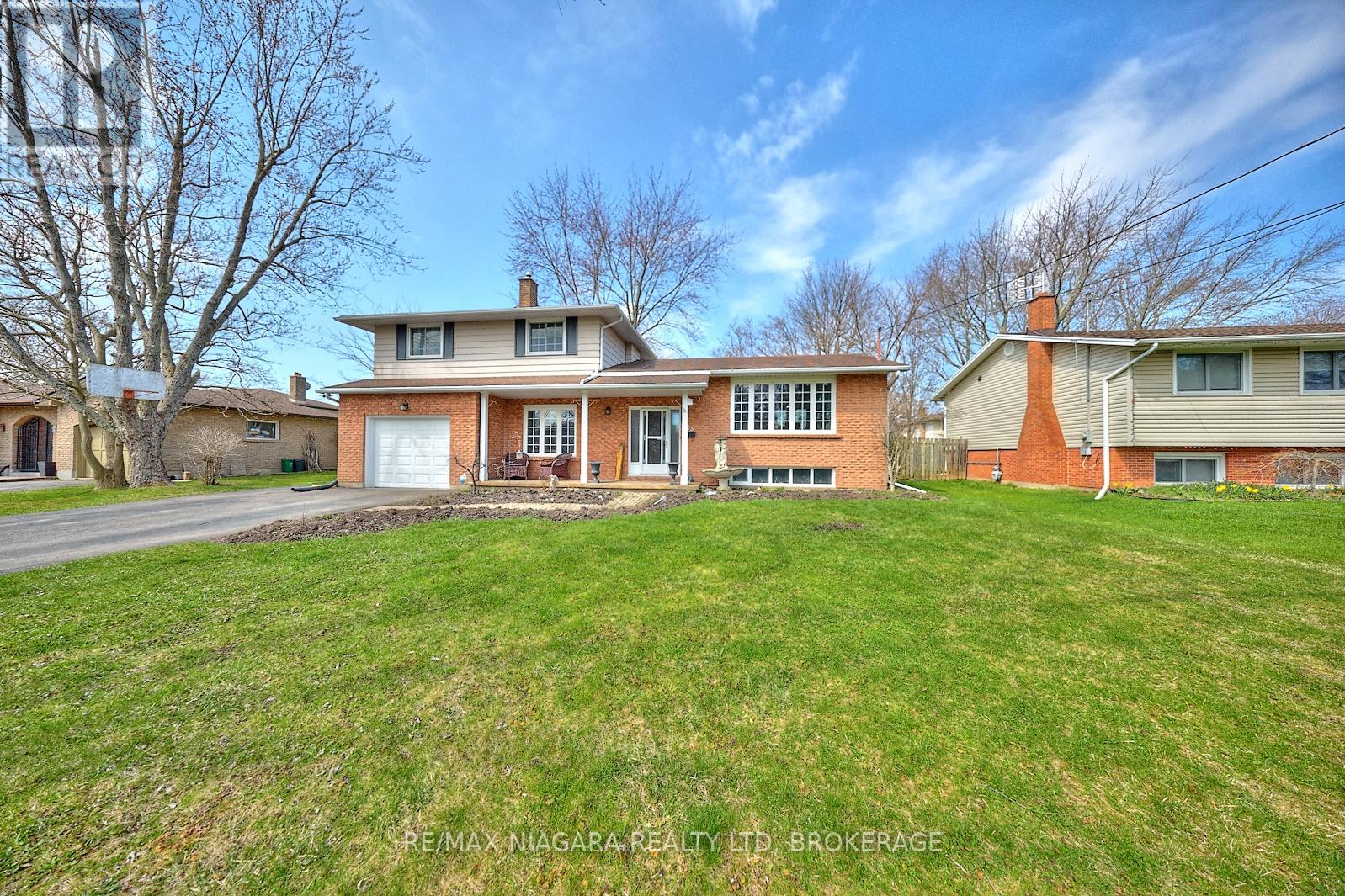 953 Grandview Road, Fort Erie, Ontario  L2A 5R4 - Photo 33 - X12361931