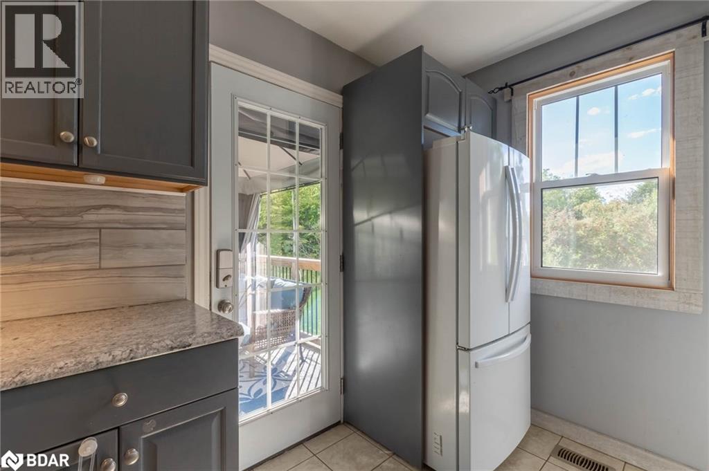 2 Meadow Street, Parry Sound, Ontario  P2A 2L9 - Photo 10 - 40762347