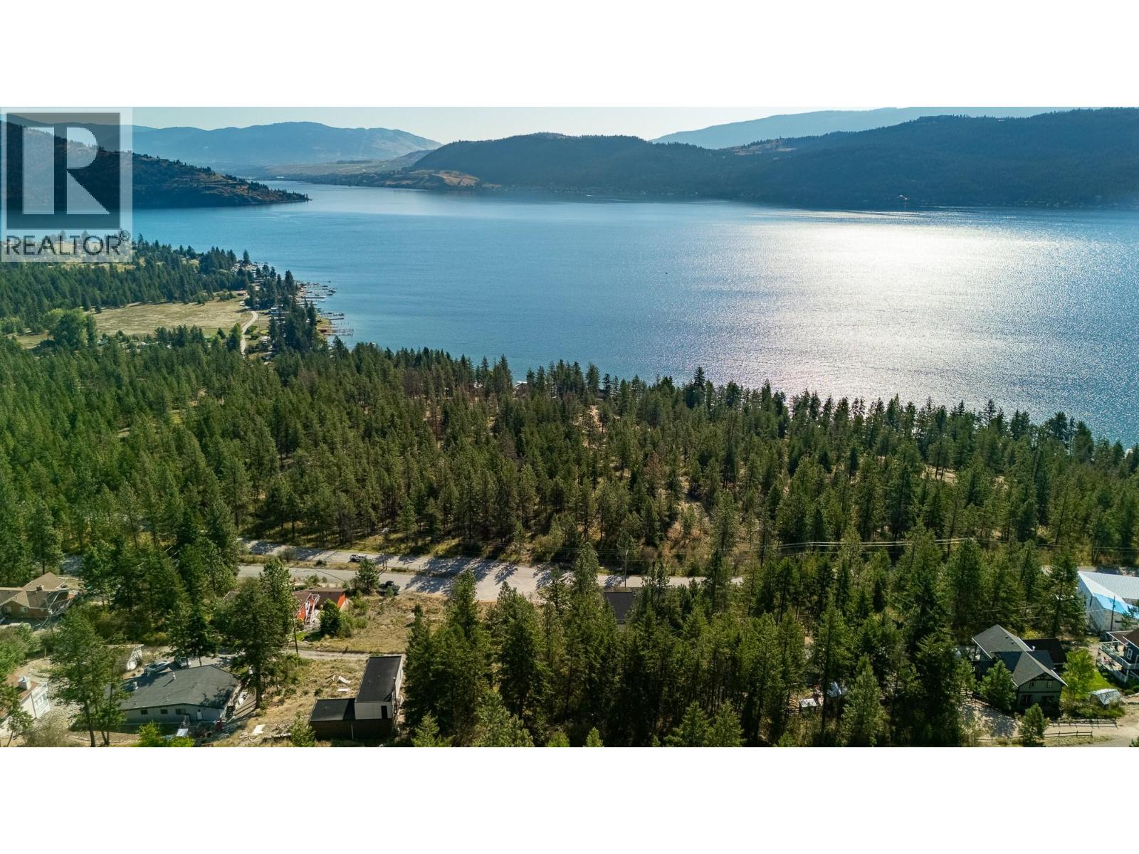 10461 Westshore Road, Vernon, British Columbia  V1H 2B2 - Photo 2 - 10360352